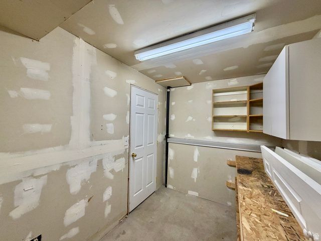 4805 S 3100 W, Roy, UT 84067