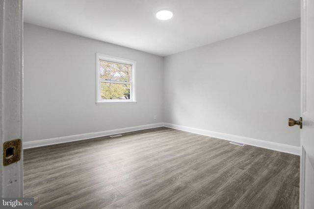 3319 LEIGHTON AVE, Baltimore, MD 21215