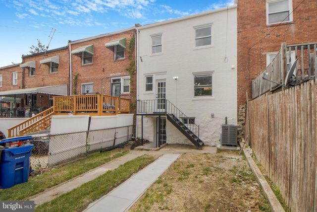 3319 LEIGHTON AVE, Baltimore, MD 21215