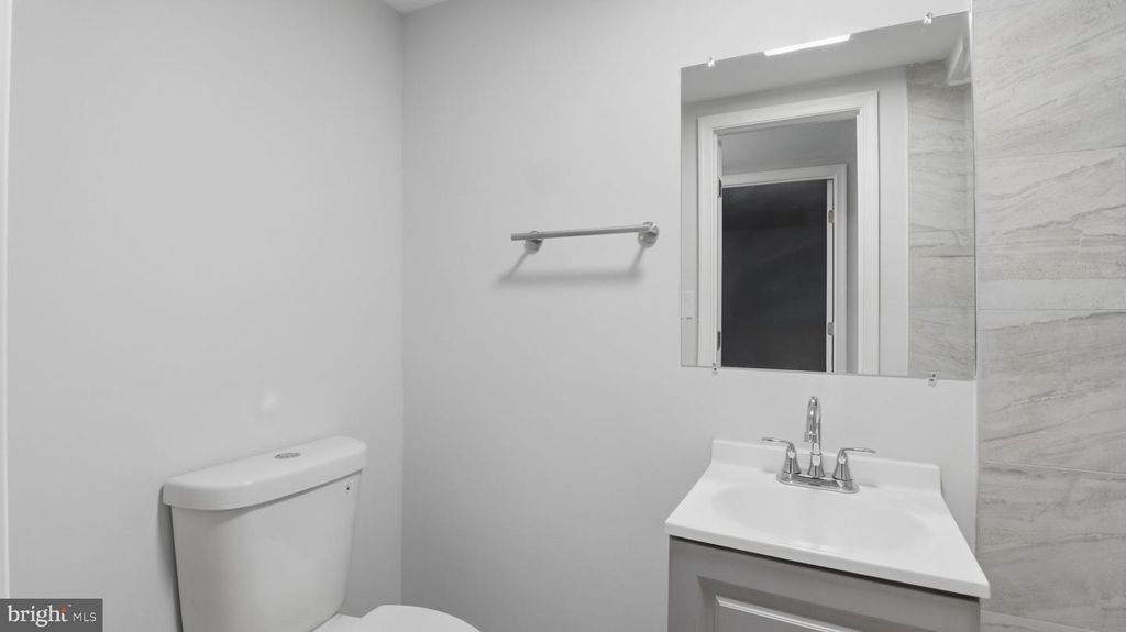 Image 19 of property listing at 3319 LEIGHTON AVE, Baltimore, MD 21215