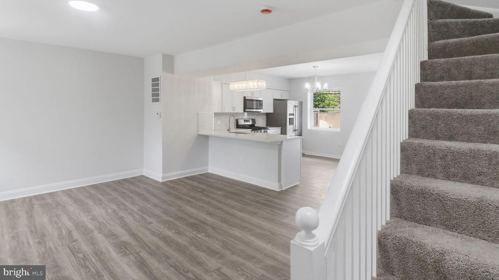 Image 3 of property listing at 3319 LEIGHTON AVE, Baltimore, MD 21215