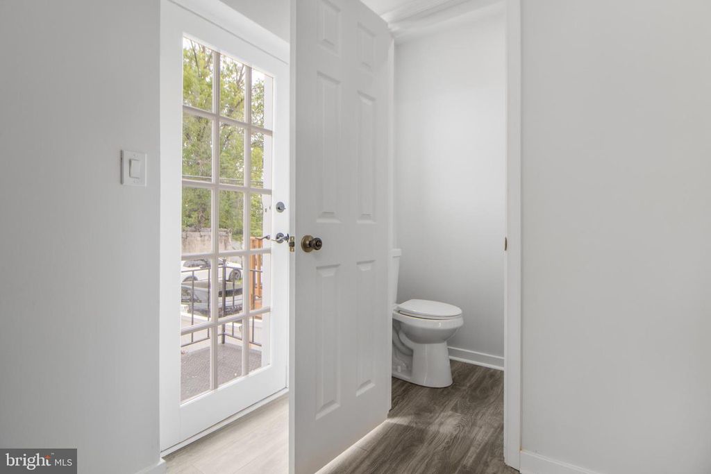Image 33 of property listing at 3319 LEIGHTON AVE, Baltimore, MD 21215