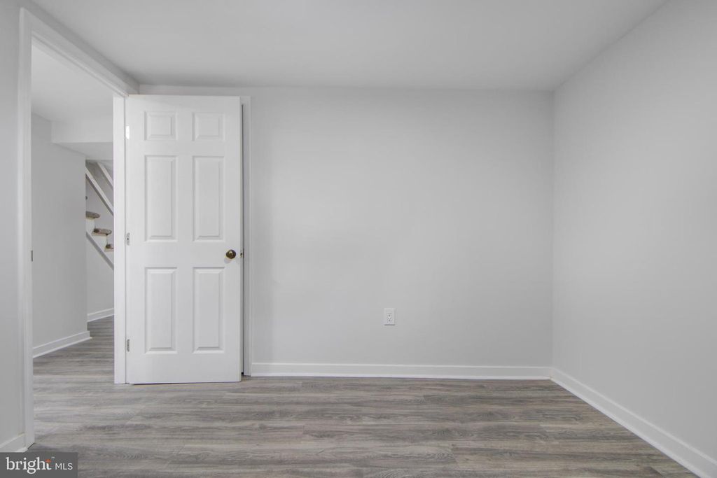 Image 37 of property listing at 3319 LEIGHTON AVE, Baltimore, MD 21215