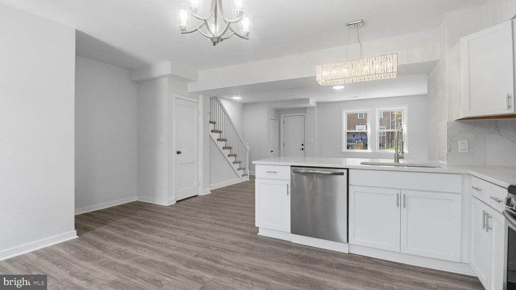 Image 5 of property listing at 3319 LEIGHTON AVE, Baltimore, MD 21215