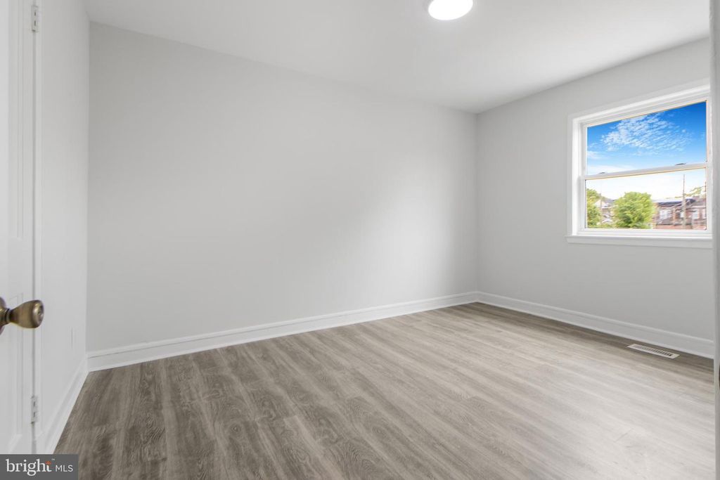 Image 52 of property listing at 3319 LEIGHTON AVE, Baltimore, MD 21215