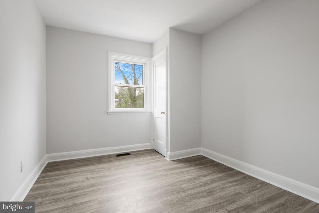 Image 54 of property listing at 3319 LEIGHTON AVE, Baltimore, MD 21215