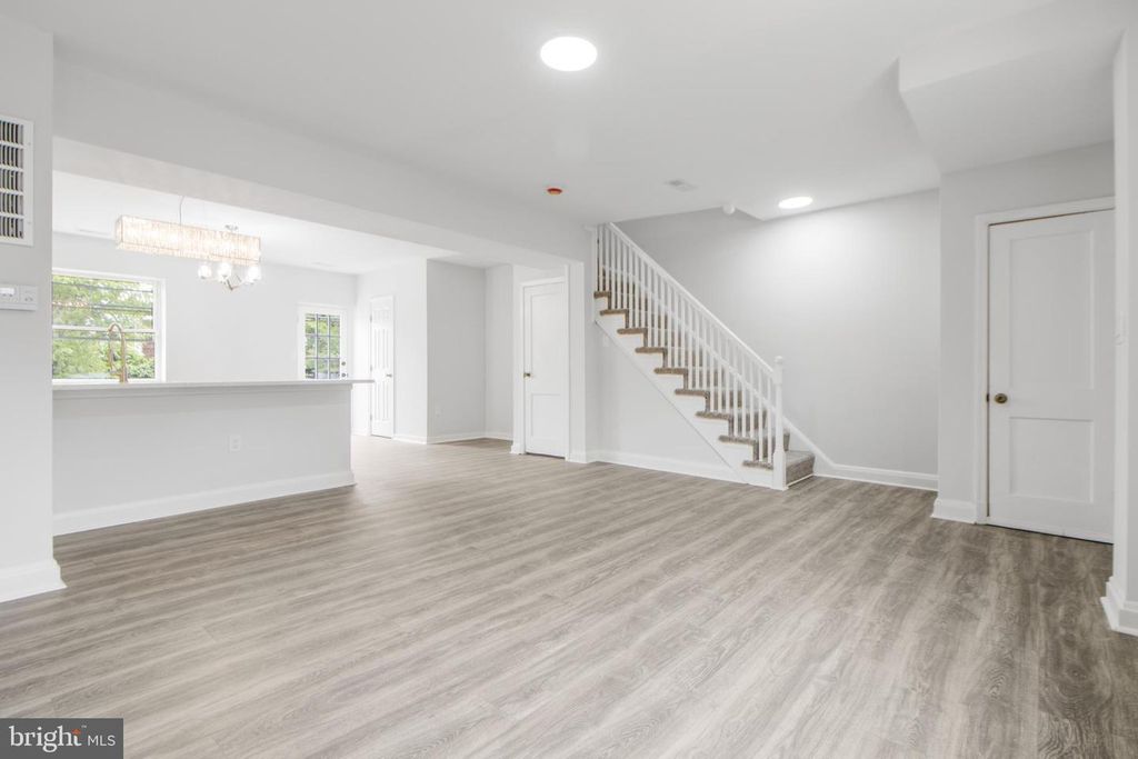 Image 61 of property listing at 3319 LEIGHTON AVE, Baltimore, MD 21215