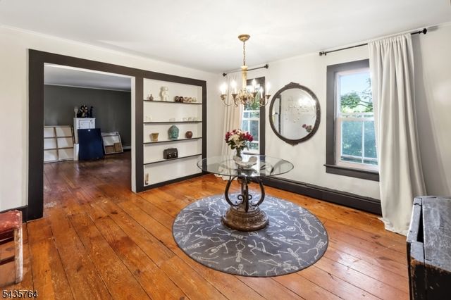 89 W End Ave, Newton Town, NJ 07860