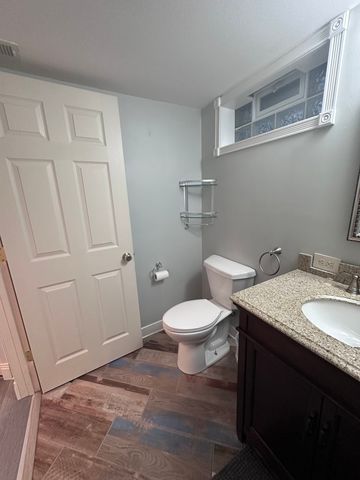 1132 N Main Street, Naperville, IL 60563