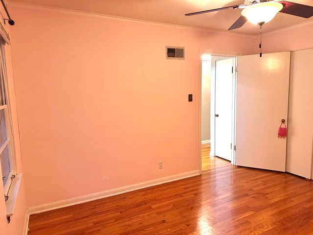 1132 N Main Street, Naperville, IL 60563