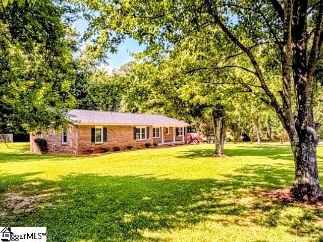3258 W 72 Highway, Clinton, SC 29325