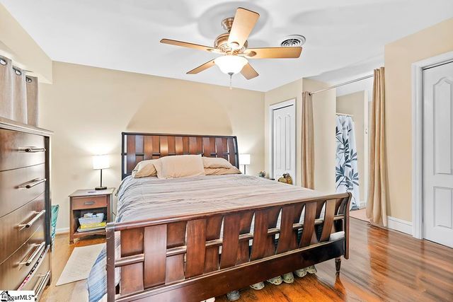 3258 W 72 Highway, Clinton, SC 29325
