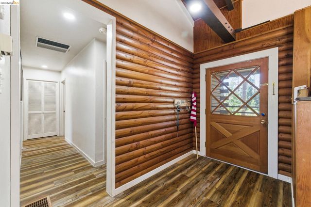 16398 Estralita Dr, Sonora, CA 95370