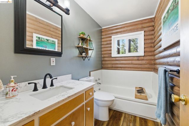 16398 Estralita Dr, Sonora, CA 95370