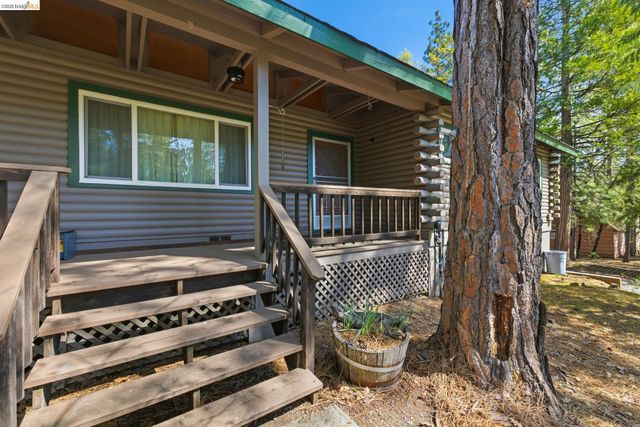 16398 Estralita Dr, Sonora, CA 95370