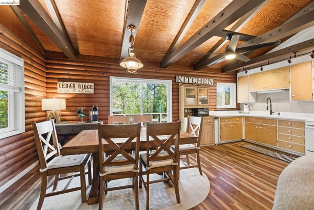 16398 Estralita Dr, Sonora, CA 95370