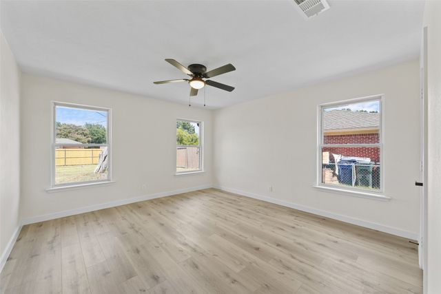 1710 patricia, Garland, TX 75042