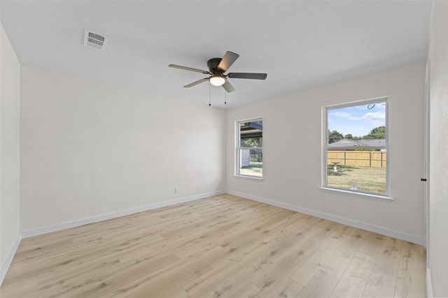 1710 patricia, Garland, TX 75042