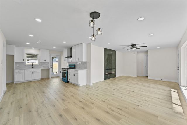 1710 patricia, Garland, TX 75042
