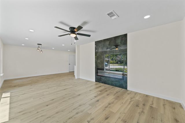 1710 patricia, Garland, TX 75042