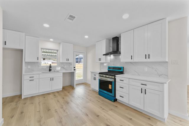 1710 patricia, Garland, TX 75042