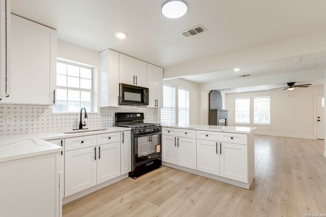 1002 Fulton, San Antonio, TX 78201