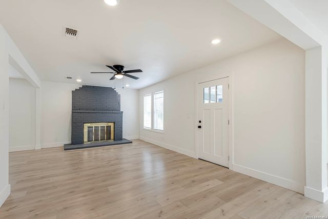 1002 Fulton, San Antonio, TX 78201