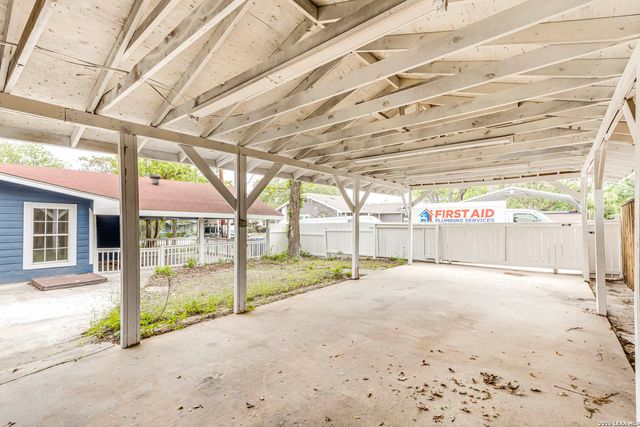 1002 Fulton, San Antonio, TX 78201