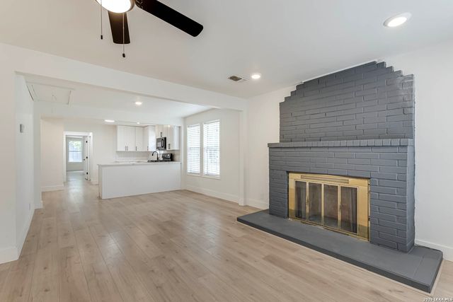 1002 Fulton, San Antonio, TX 78201