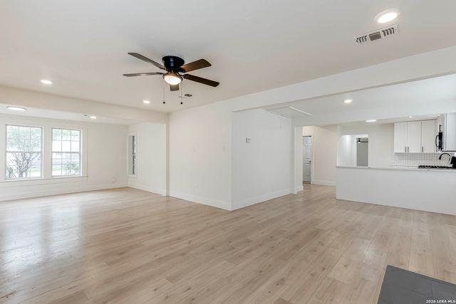 1002 Fulton, San Antonio, TX 78201