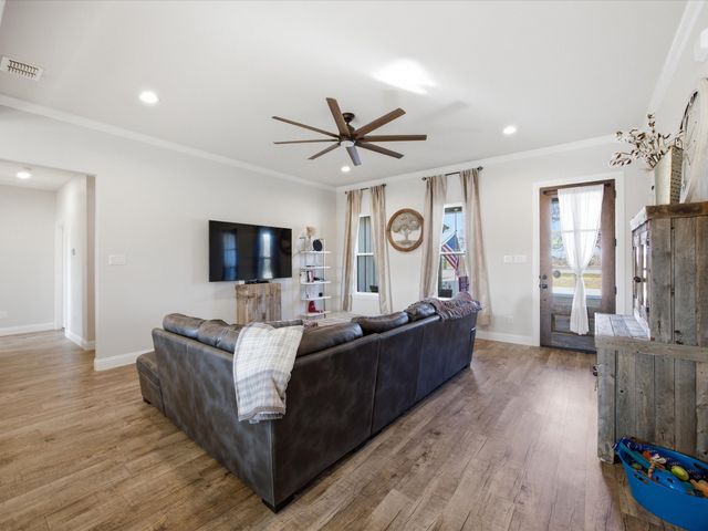 825 Holbrook Road, Springtown, TX 76082