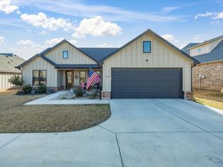 825 Holbrook Road, Springtown, TX 76082
