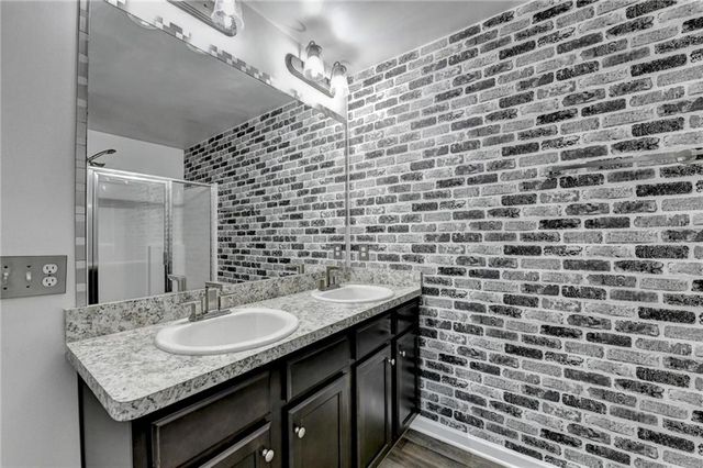 129 Meadow Brook Lane, Commerce, GA 30530