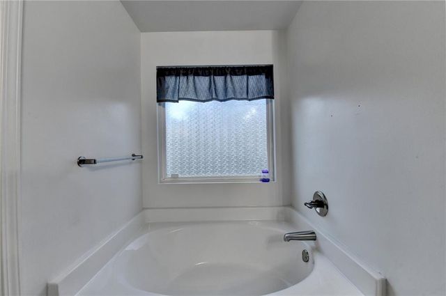 129 Meadow Brook Lane, Commerce, GA 30530