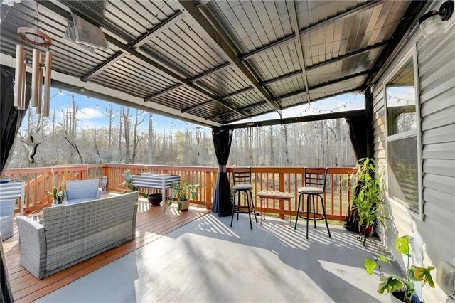 129 Meadow Brook Lane, Commerce, GA 30530