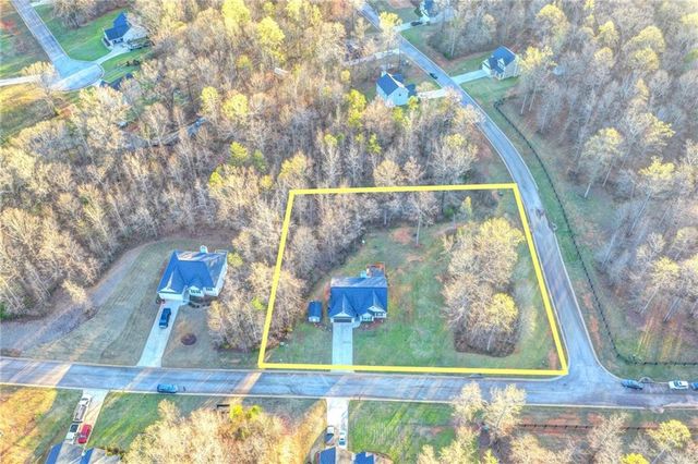 129 Meadow Brook Lane, Commerce, GA 30530