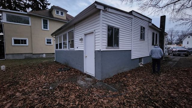 609 Cedar Street, Southport, NY 14904