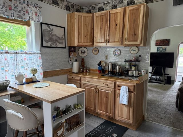 17 Howard Avenue, Binghamton, NY 13904