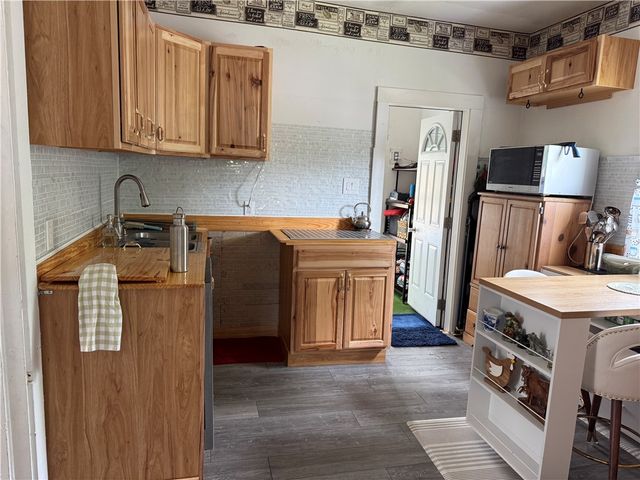 17 Howard Avenue, Binghamton, NY 13904