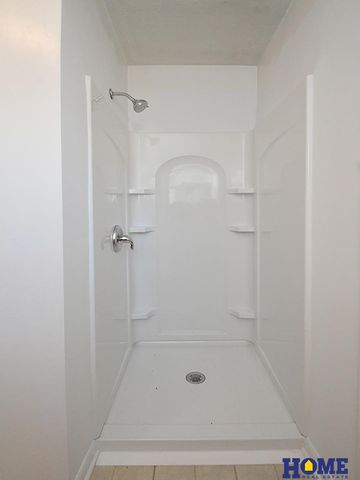 14231 Highway 6, Waverly, NE 68462