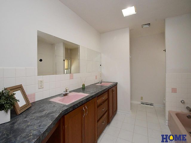 14231 Highway 6, Waverly, NE 68462