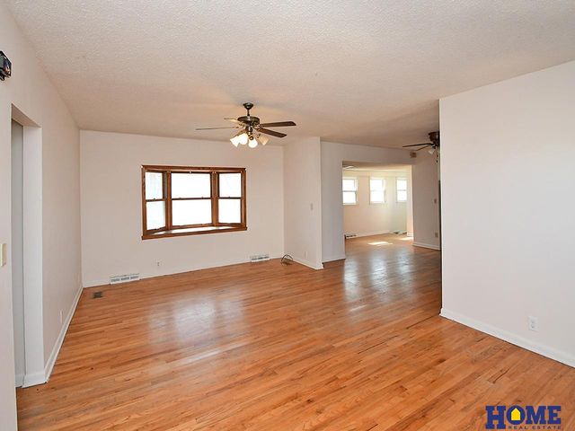 14231 Highway 6, Waverly, NE 68462