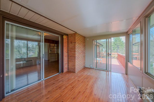 8 Summit Drive, Arden, NC 28704