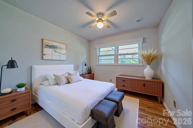 8 Summit Drive, Arden, NC 28704