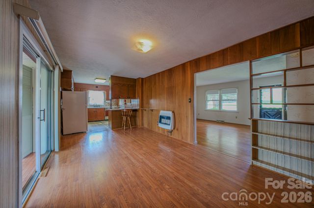 8 Summit Drive, Arden, NC 28704