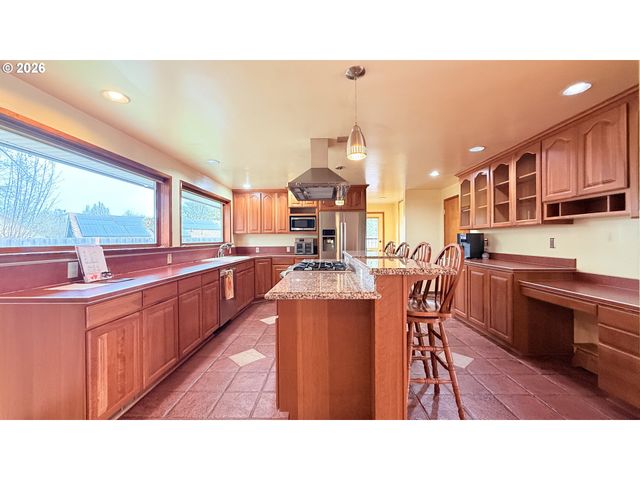 6175 Sw ALICE Ln, Beaverton, OR 97008