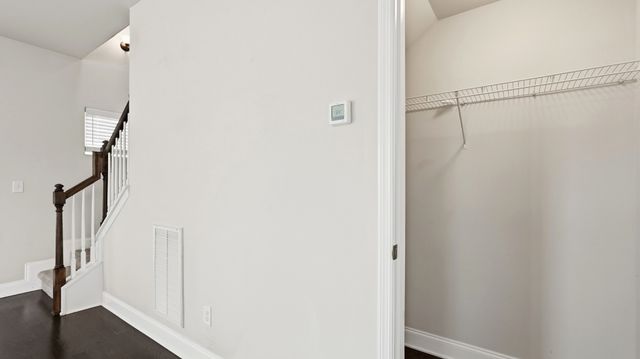 1042 Solomon Ln, Spring Hill, TN 37174