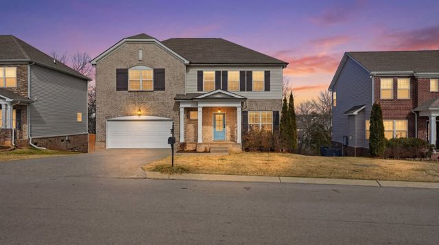 1042 Solomon Ln, Spring Hill, TN 37174