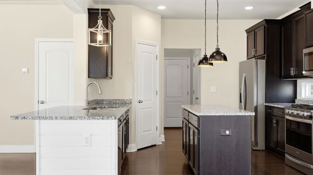 1042 Solomon Ln, Spring Hill, TN 37174