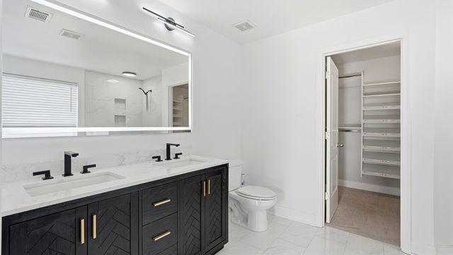 1042 Solomon Ln, Spring Hill, TN 37174